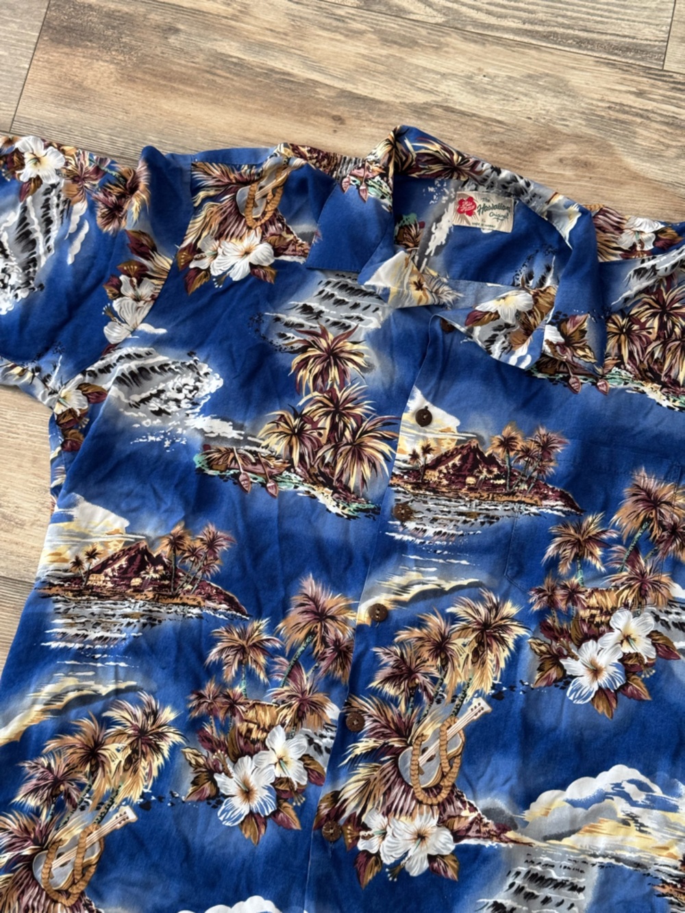 Hilo Hattie "The Hawaiian Original" aloha shirt XL